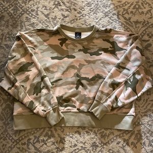 Nike Crop Dryfit Sweatshirt